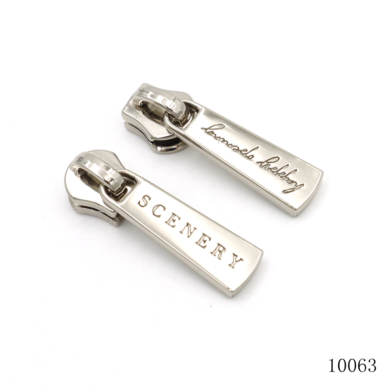 Nickel Logo Engraved Metal Zipper Puller Customized Shape Size Metal Zipper Puller Label For Handbag