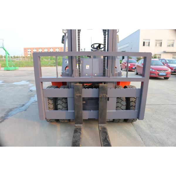 CPCD60 Diesel Powered Four Wheel Drive Forklift Max Lift Height 6000mm Automatic Transmission