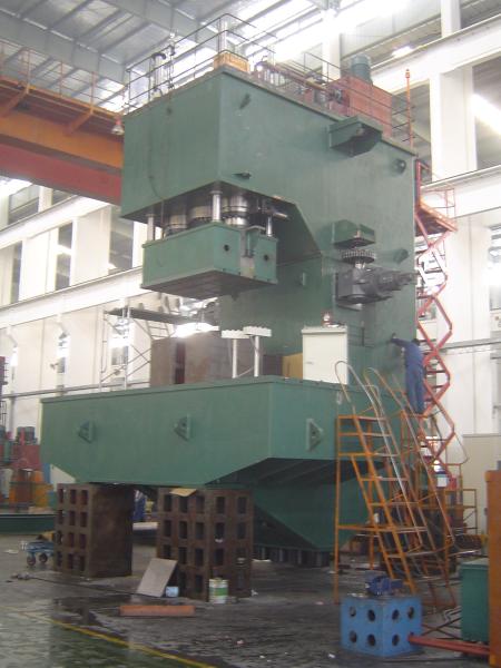 PLC Control 315T Shipbuilding C Frame Hydraulic Press Machine Power Saving