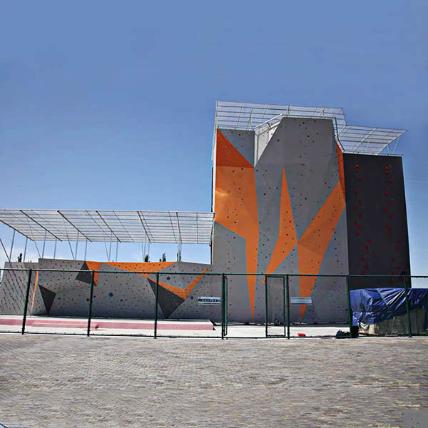 Artificial Auto Belay Climbing Wall Resin Material For Amusement Park