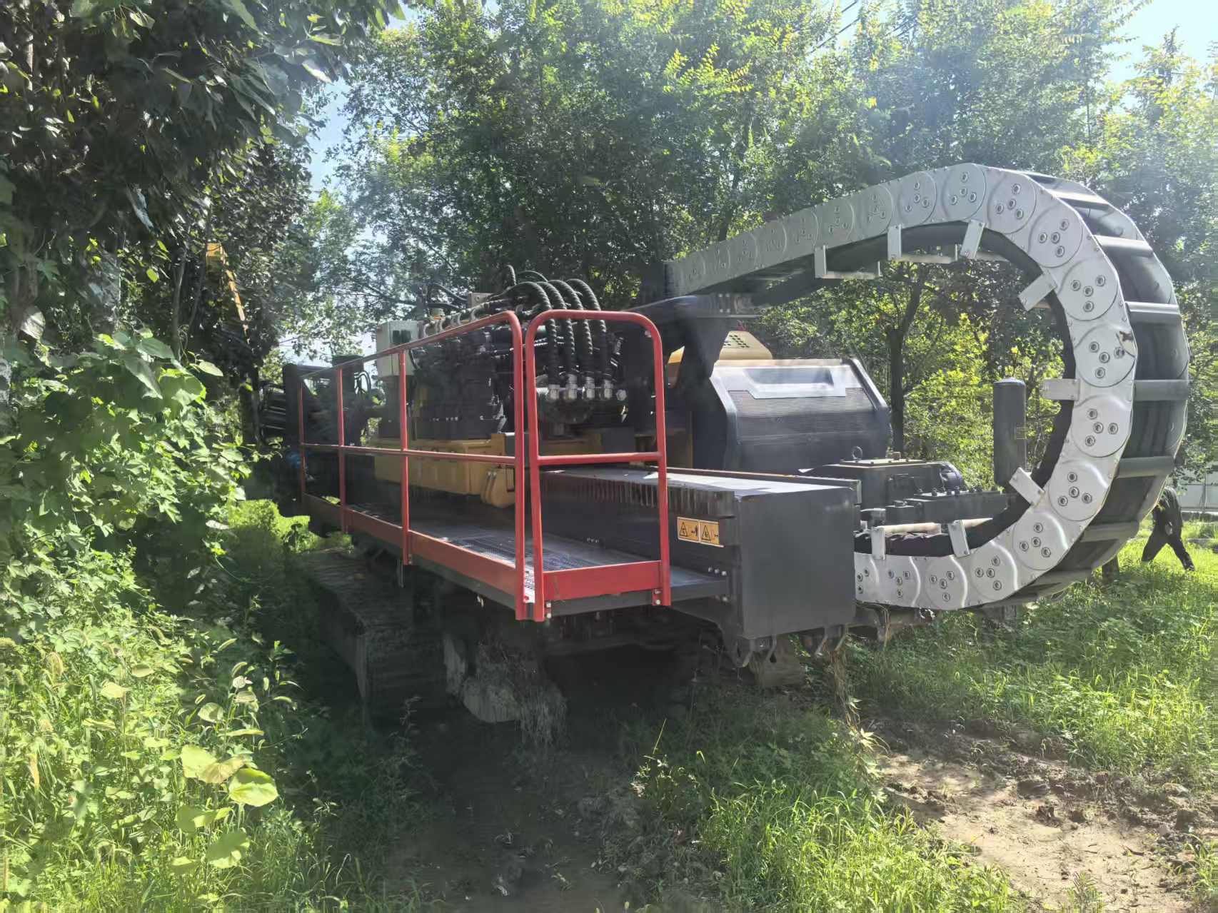 xcmg xz2400f hdd rig, xz2400f horizontal directional drilling rig, xcmg 240ton horizontal directional drilling rig, xcmg 240ton horizontal directional drilling machine, xcmg 240ton hdd machine