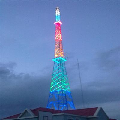 As telecomunicações celulares do projeto de aço da estrutura transmitem por rádio e a torre G/M da televisão