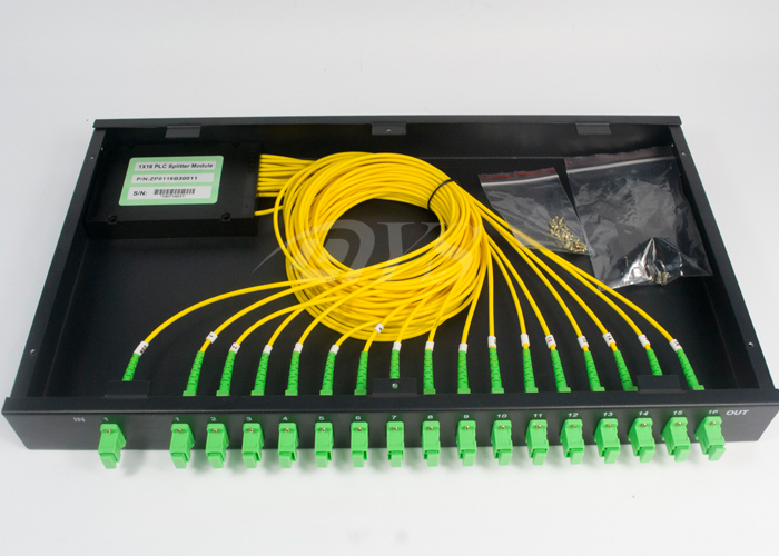 Потеря коробки Маунта шкафа Splitter стекловолокна PLC SC/APC 1*16 низкая сверхнормальная