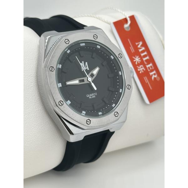 Мода Спорт Силиконовые ремни Часы водонепроницаемые Аналог для мужчин и женщин