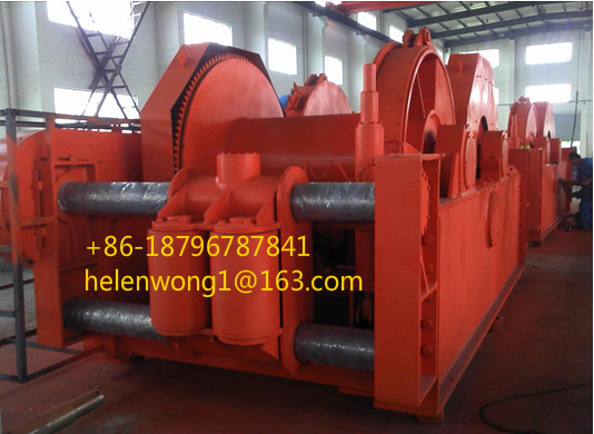 680KN hydraulic mooring winch