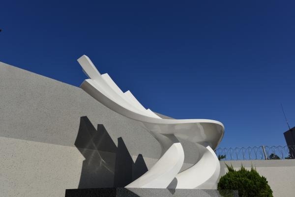Sumário exterior da escultura da arte moderna do metal pintado para a decoração de construção