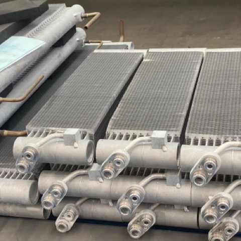 FMC FME Микроканальный конденсатор: многократное распределение хладагента 3905