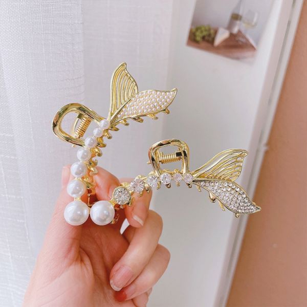 2025 New Fish Tail Temperament Pearl Hairpin Shark Clip