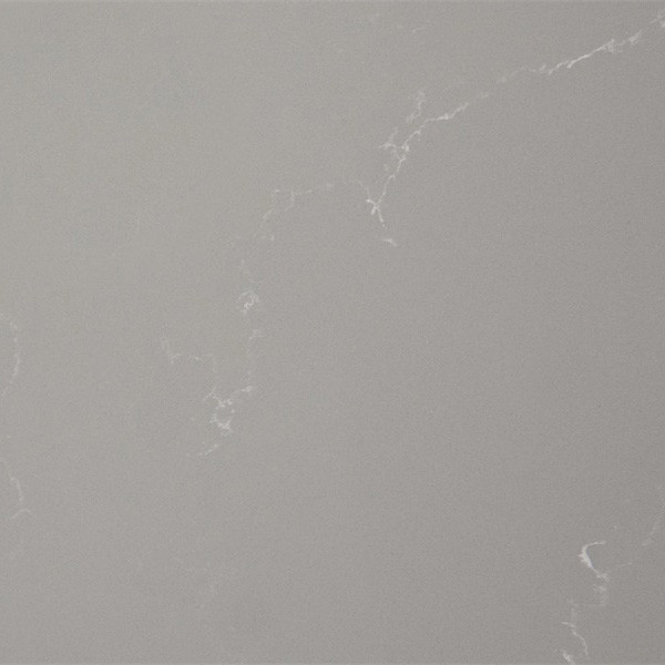 平板の浴室が付いている薄い灰色のカラーラのChalky白い静脈の水晶石