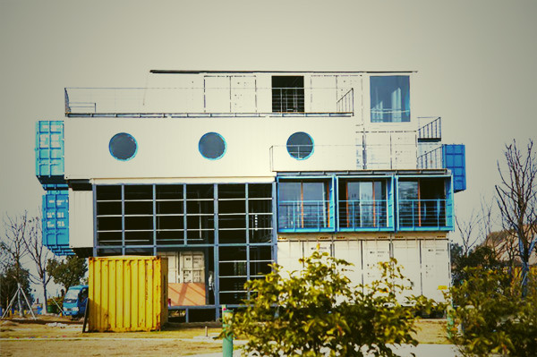 High Strength Commercial Steel Buildings Powder Coated 6000mm * 2550mm * 2650mm