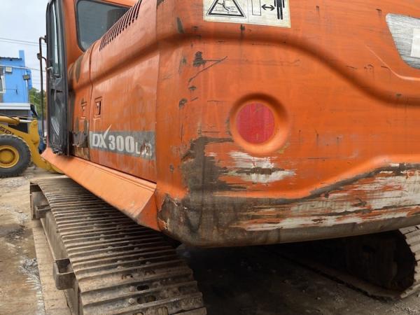 Original Paint Used Hydraulic Crawler Excavator Doosan DX300