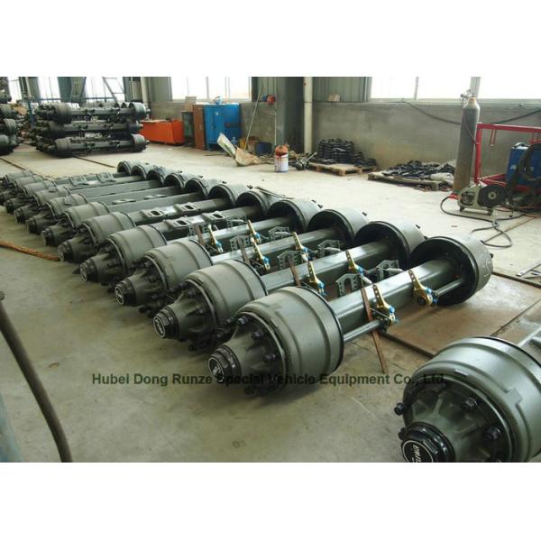 Carbon Steel Oil Transport Tank Trailer Tri Axle Heavy Capacity 30000L-45000L