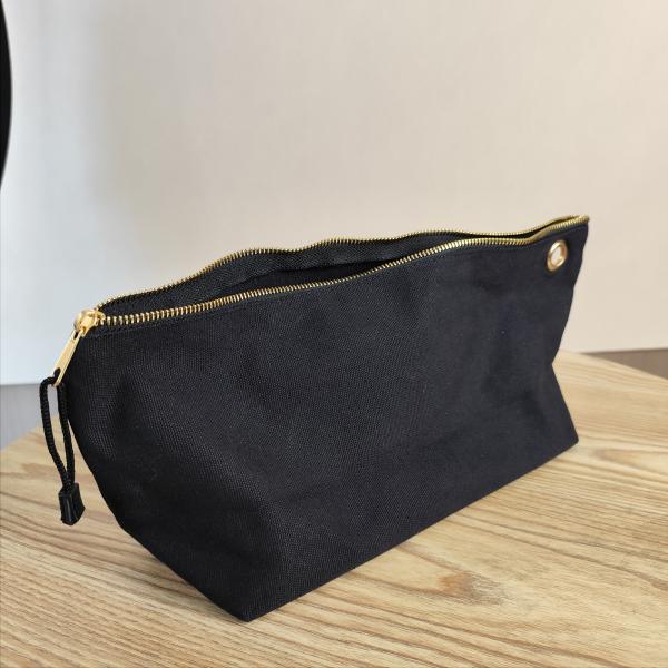OEM/ODM Accepted Custom Logo Printed Canvas Zipper Makeup Bag for Pencil and Coin Storage