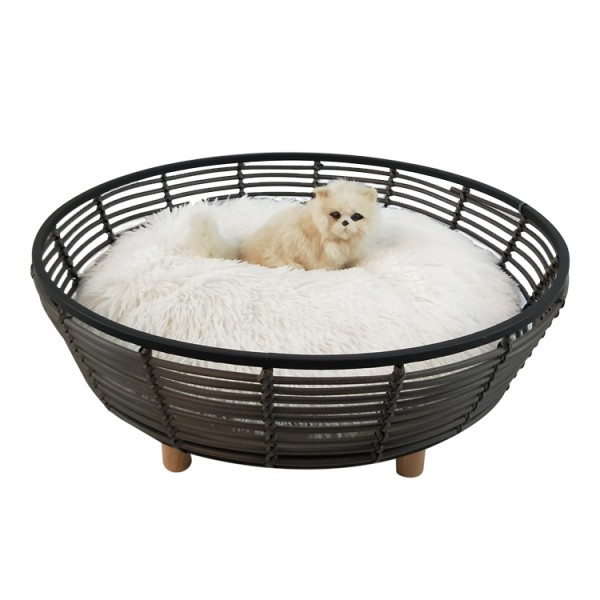 Home Classic Fashion Modern Wicker Rattan Dog Bed Oval Shape Portable All-Season Outdoor Furniture Carton