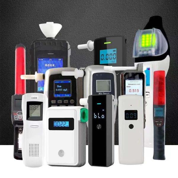 TFT LCD Screen Portable Gas Detector Self Calibration Function Toliet Ozone O3 Detector
