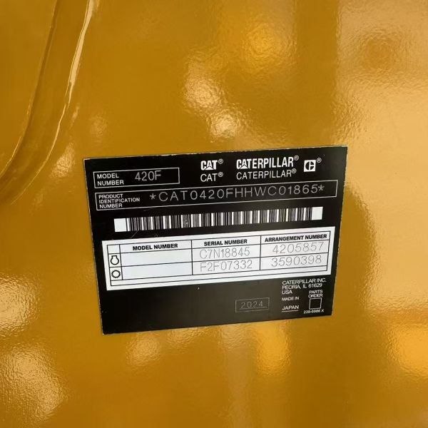 Cat420F backhoe loader, suitable for construction, municipal engineering,agriculture