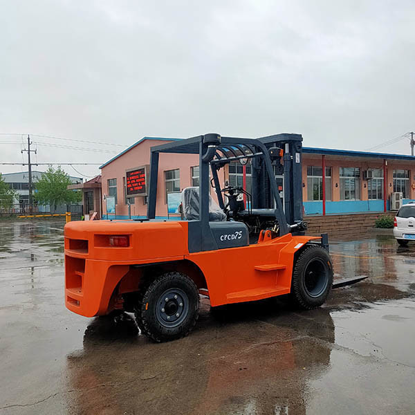 7500kg-8000kg Diesel Forklift Truck Chinese Diesel Engine Forklift