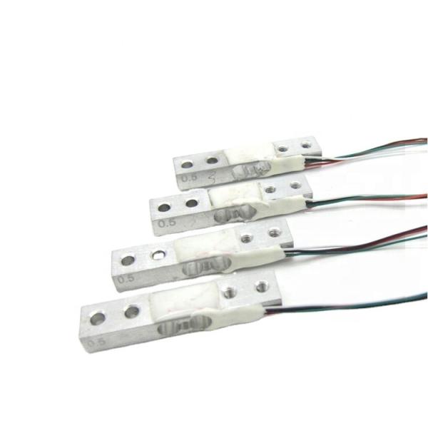 5-10VDC Voltage d'excitation Cellule de charge miniature 500G Protection contre la surcharge et la précision pour des mesures précises de la force