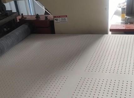 Easy Operation 2 Workers Board Perforating Machine Factory