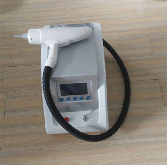 Effective 1000mj Q - Swich ND YAG Tattoo Laser Removal Machine With TUV