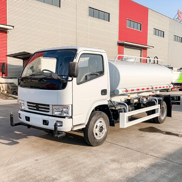 Manual 4x2 Drive Dongfeng 10 Ton 3.5 Cubic Meter Water Tank Truck with Chao Chai Engine and 5800x2150x2240mm Dimensions