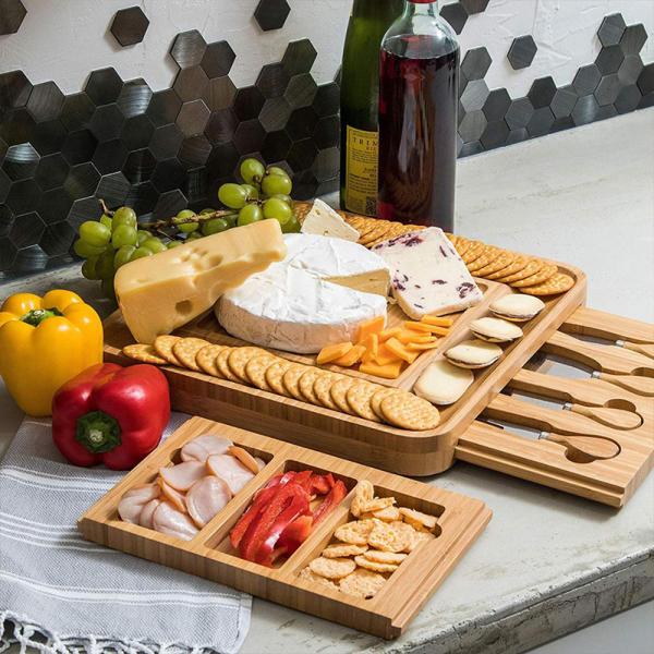 ODM Natural Kitchen Cutting Board Bamboo Charcuterie Platter With Utensils