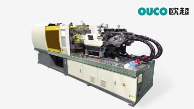 より大きな電力システムを備えた高効率で省エネのPET射出成形機
