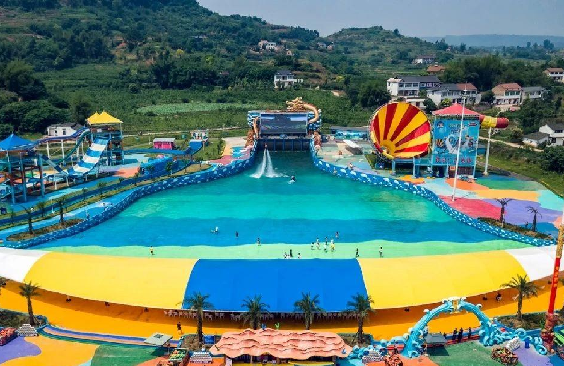Aqua Park Vacuum Wave Pool With Wave Heights 1 To 2.5 Meters
