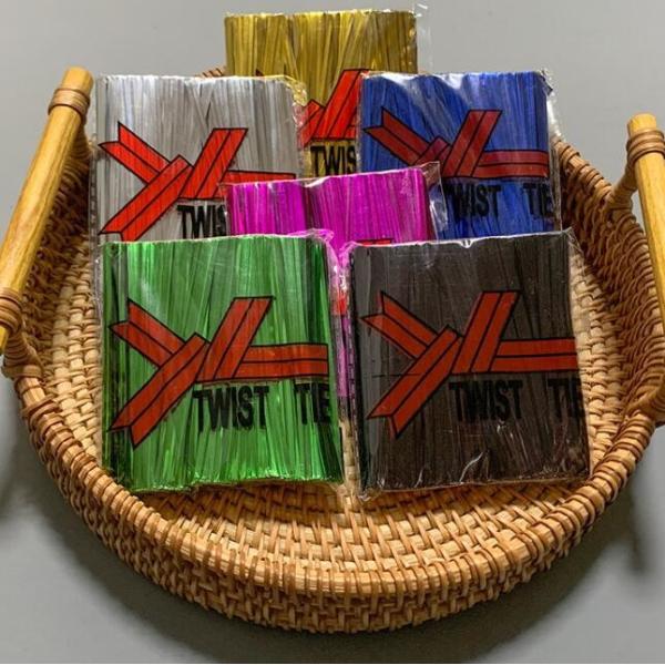 Fios metálicos coloridos de ouro e prata, pão, bolo, brinquedos, embalagens de produtos agrícolas