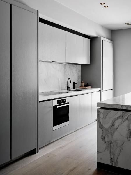 Australia 2PAC Finish Shaker Style Fitted Kitchen Cabinet For Villa , Townhouse