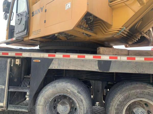 SA 20 ans d'expérience Certifié ISO9001 80 Tonnes Ventes de grues mobiles Enquête Contactez-nous