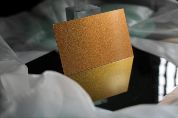 Hoja decorativa de acero inoxidable naranja - amarillo que cambia de color