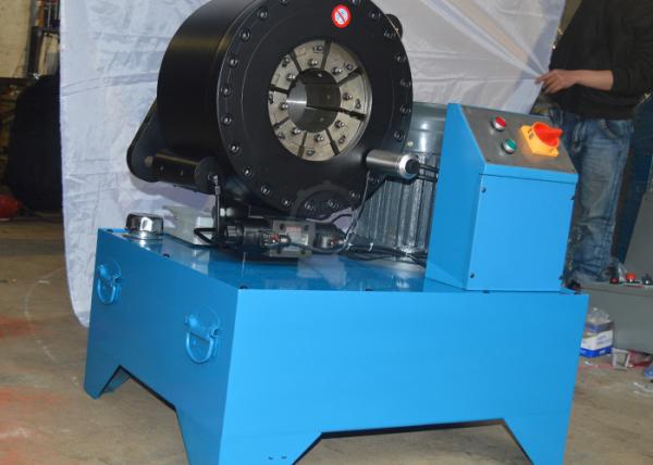 A máquina hidráulica E180 da imprensa da mangueira da grande tolerância que frisa com adaptador morre grupos