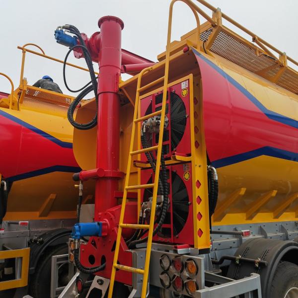 60m3 30 Tons Chicken Food Bulk Feed Trailer Animal Bulk Feed Delivery Tank Conveyor Transport Trailer