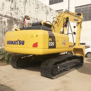 Fabricado en Japón usado Komatsu PC220-8 excavadora de 22 toneladas con piezas originales
