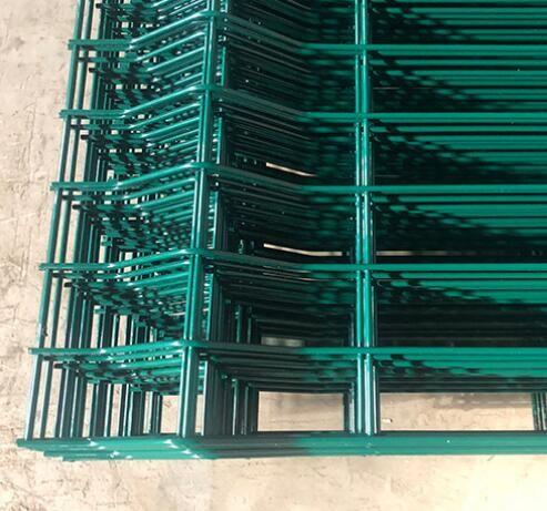 3D Curved Safety Guardrail Panel Welding Wire Mesh Metal Fence Panel