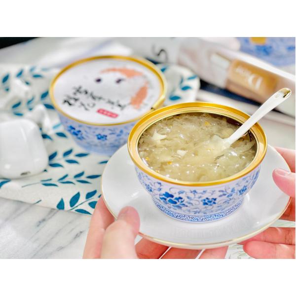 Osmanthus Tremella Soup – Herbal Dessert for Skin and Lung Health Golden Osmanthus Tremella Dessert Herbal Collagen Vegan Nourishing Ready to Eat Functional Food Traditional Chinese Wellness