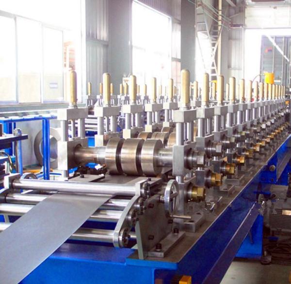 1.0-2.0mm Thickness 4 - 6m/min Speed Shelf Rack Roll Former Machine with 15 Forming Station