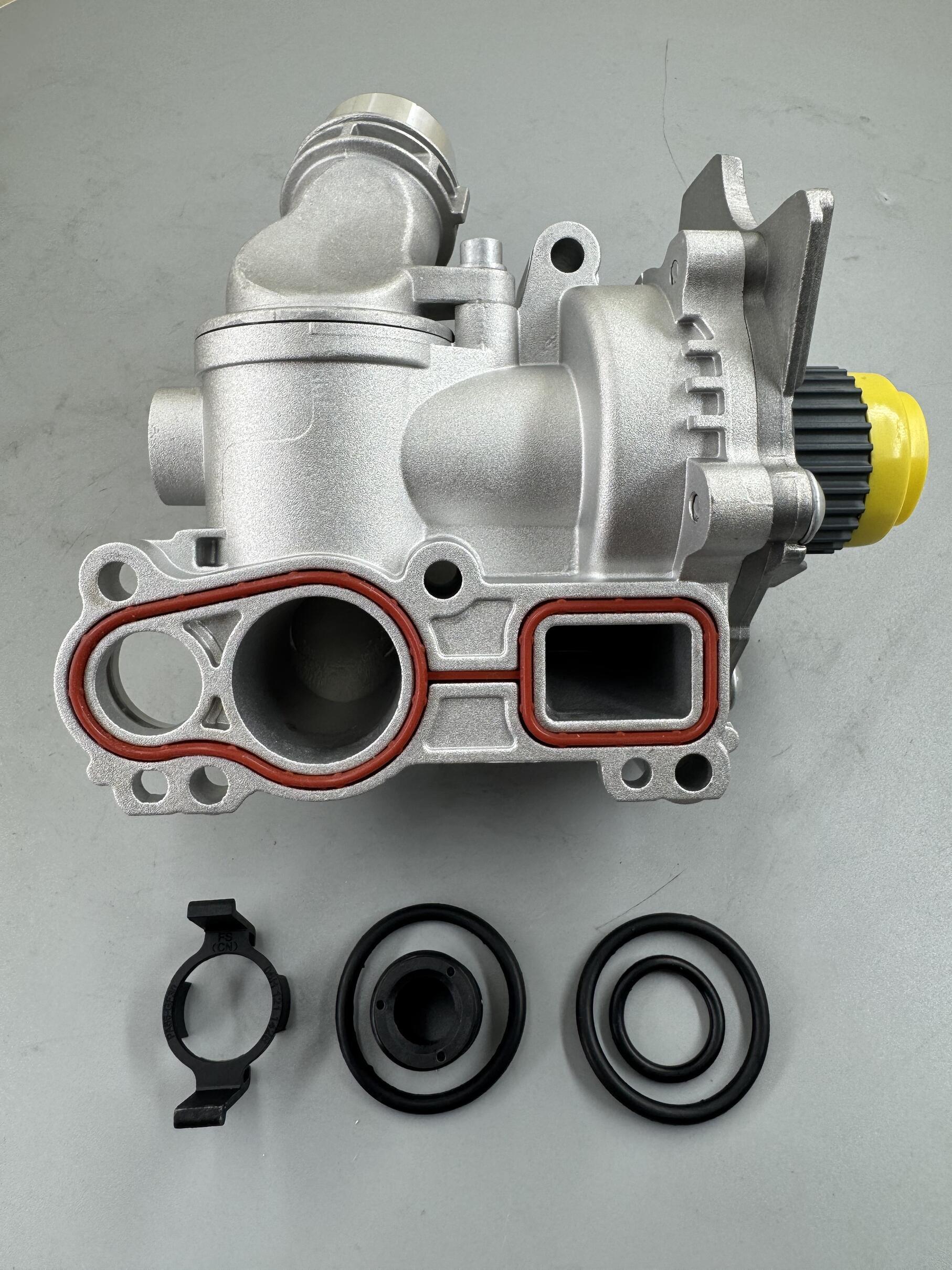 High quality Aluminum Mechanical Water Pump Assembly 06H121026CPL for CC