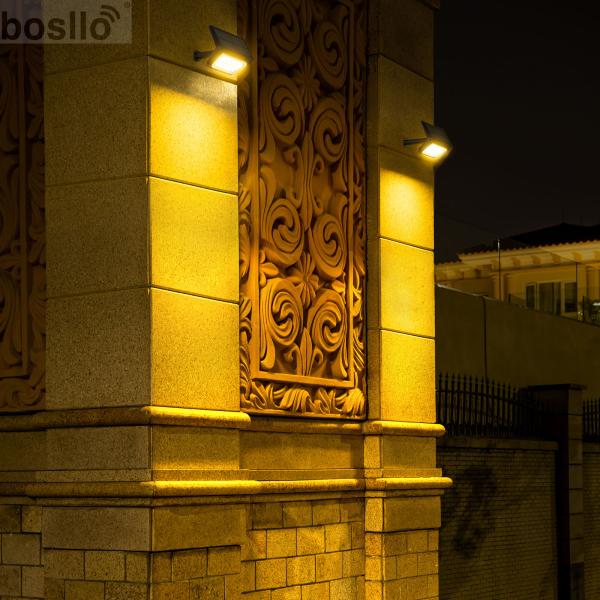 Solar Outdoor LED Lamps with Warm/White Light 6-8 Hours Charging Time