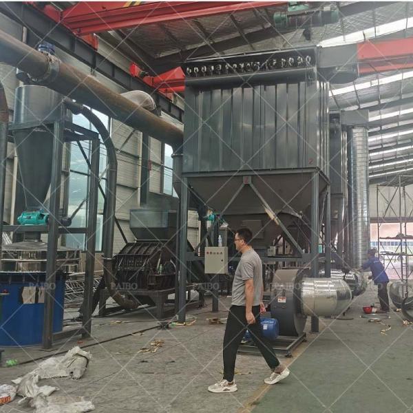 UT-2000 Máquina de reciclagem de painéis compostos de alumínio para instalações de manuseio de baterias
