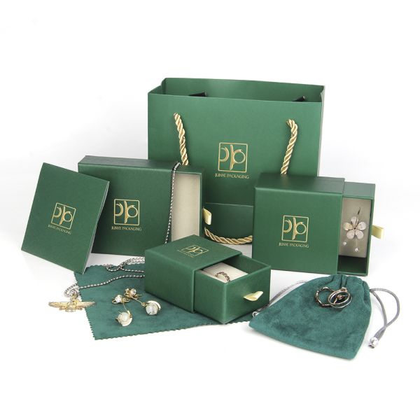 Customised Paper Gift Box Luxury UV Protection Pull Out Gift Box With Lined