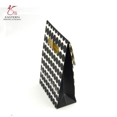 210gsm White Cardboard Creative Custom Printed Gift Bags For Costmetic