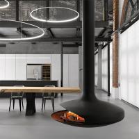 Camin suspendu en rond du plafond