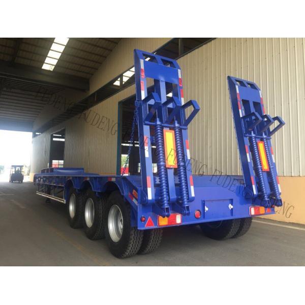 70Tons Low Bed Semi-Trailer Transport Excavator With Mechanical Ramps For Sale