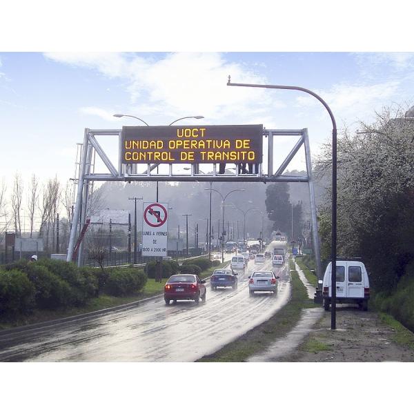 P10 outdoor electronic highway signs , full color highway sign boards