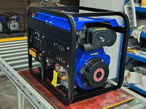 190 Amperes Power Diesel Welding Generator 5.8kw Wide Application Electrical Starting