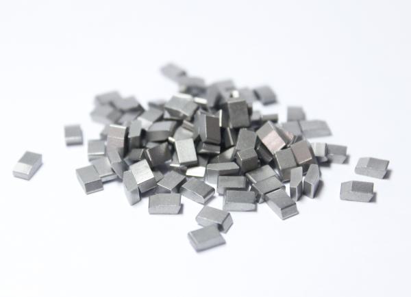 High Hardness Tungsten Carbide Saw Tips , tungsten saw blades for Rock drills