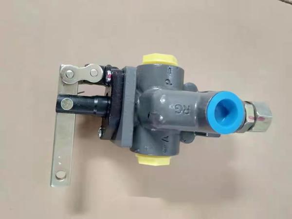 Steel Hydraulic Tipper Control Valve 3 Position 3 Way Type 80L/Min
