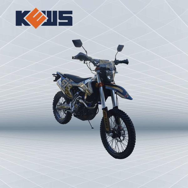 Black Motorcycle In Gold Sticker 300CC Euro 4 Motorcycles NC300S On Road Dirt Bikes